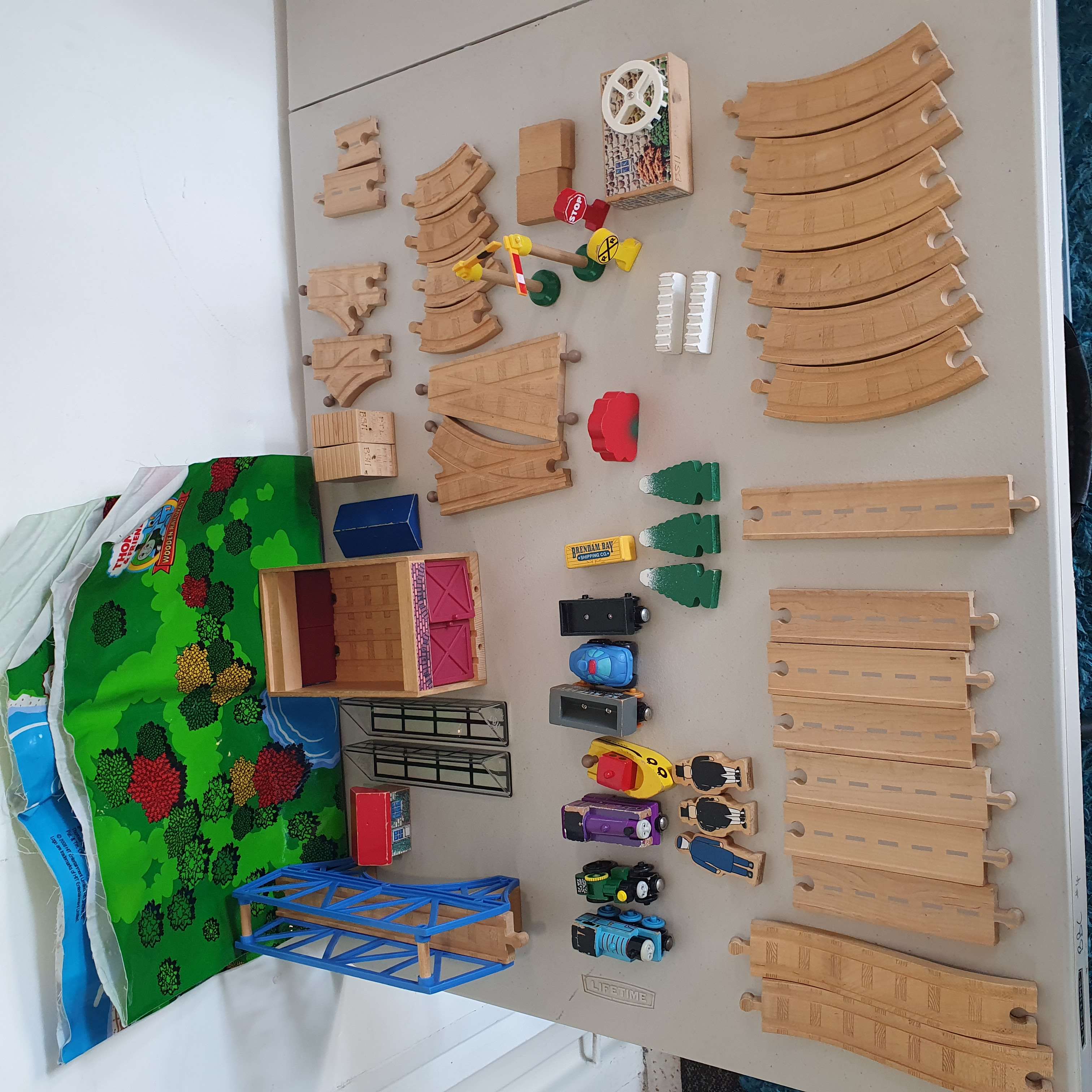 Thomas and Friends Wooden Railway Set